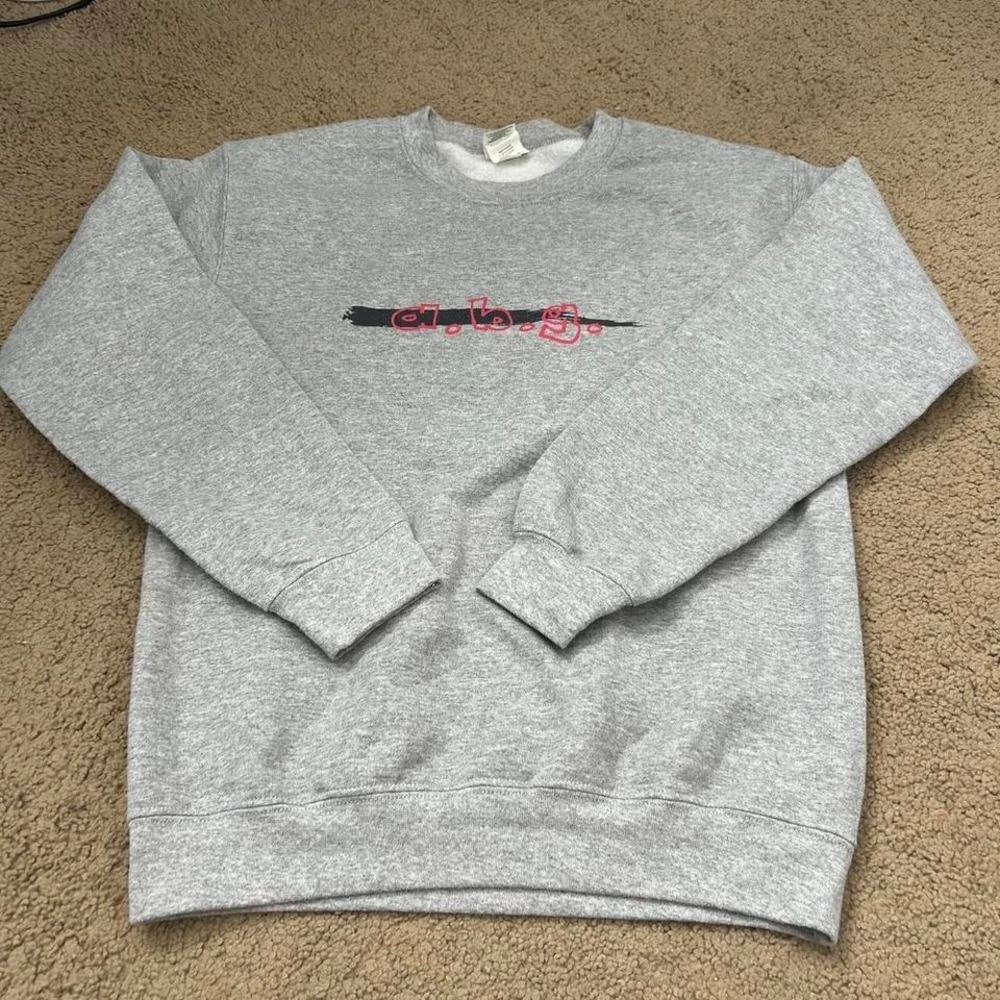 Grey ABG anime crewneck sweatshirt‎ with red accents